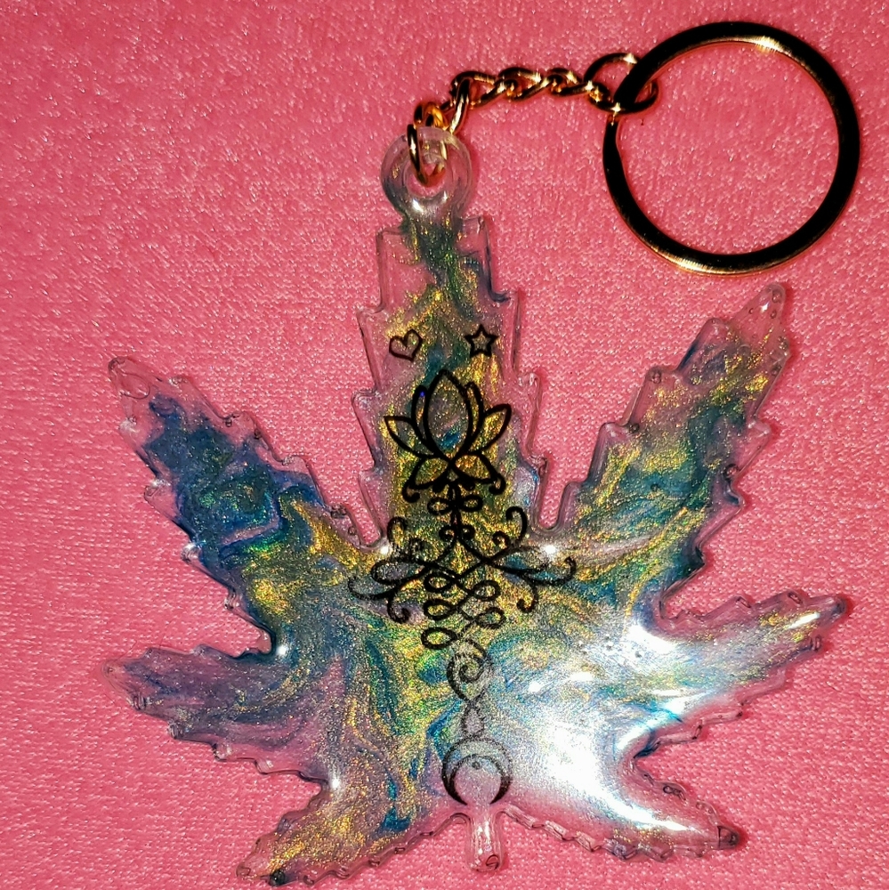 Resin Maple leaf Lotus Keychain
